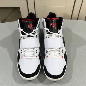 And1 Mid Top Men’s Basketball Sneakers. New